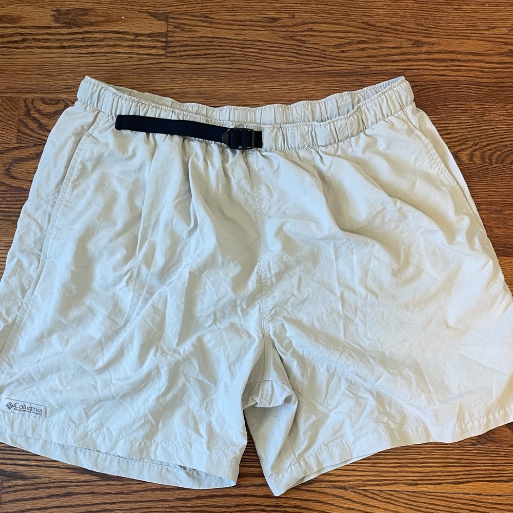 Columbia Men's Shorts Lined Size L
